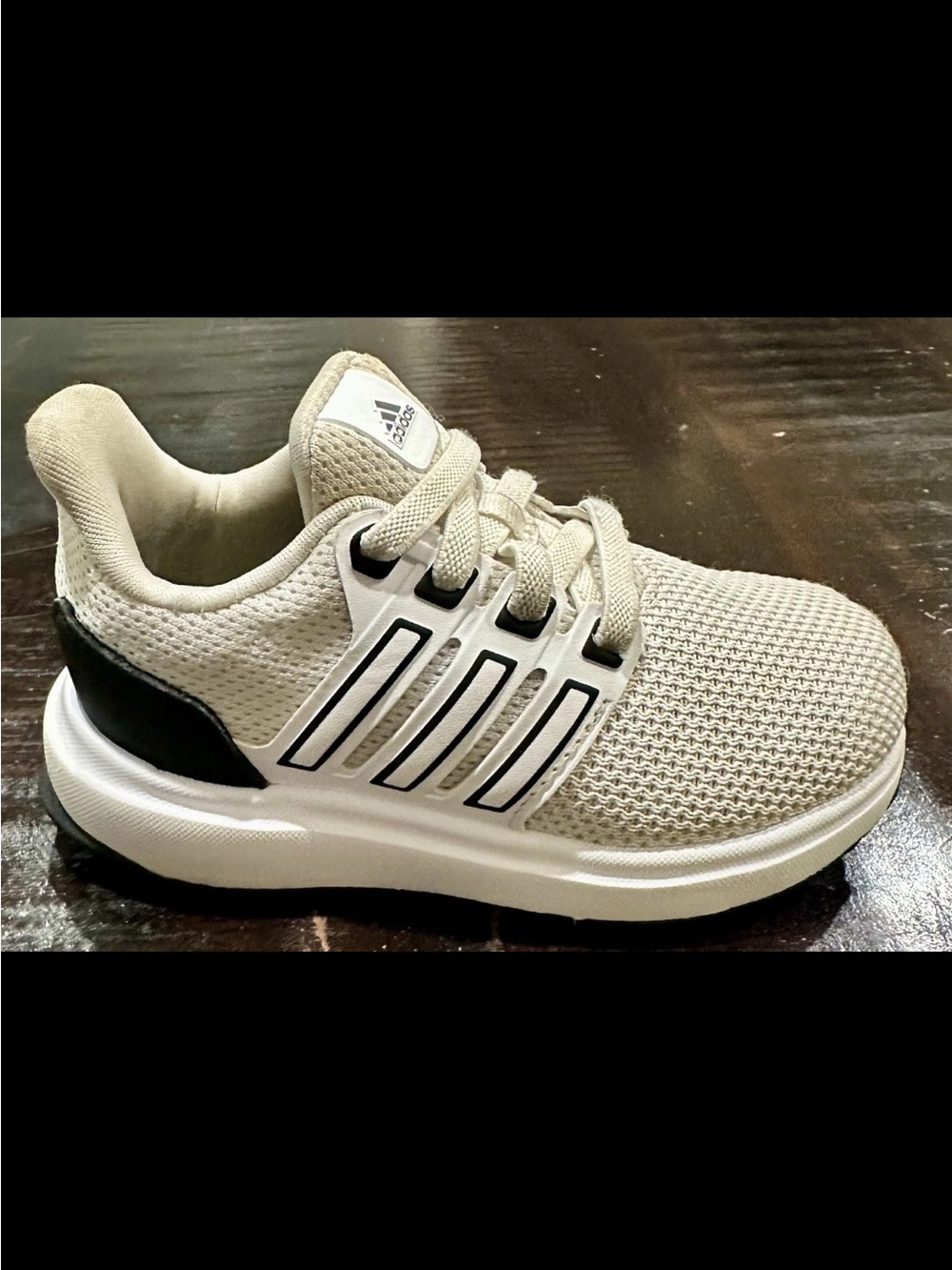 Kids Adidas Ubounce DNA Size 7K White/ Black Sneakers Shoes